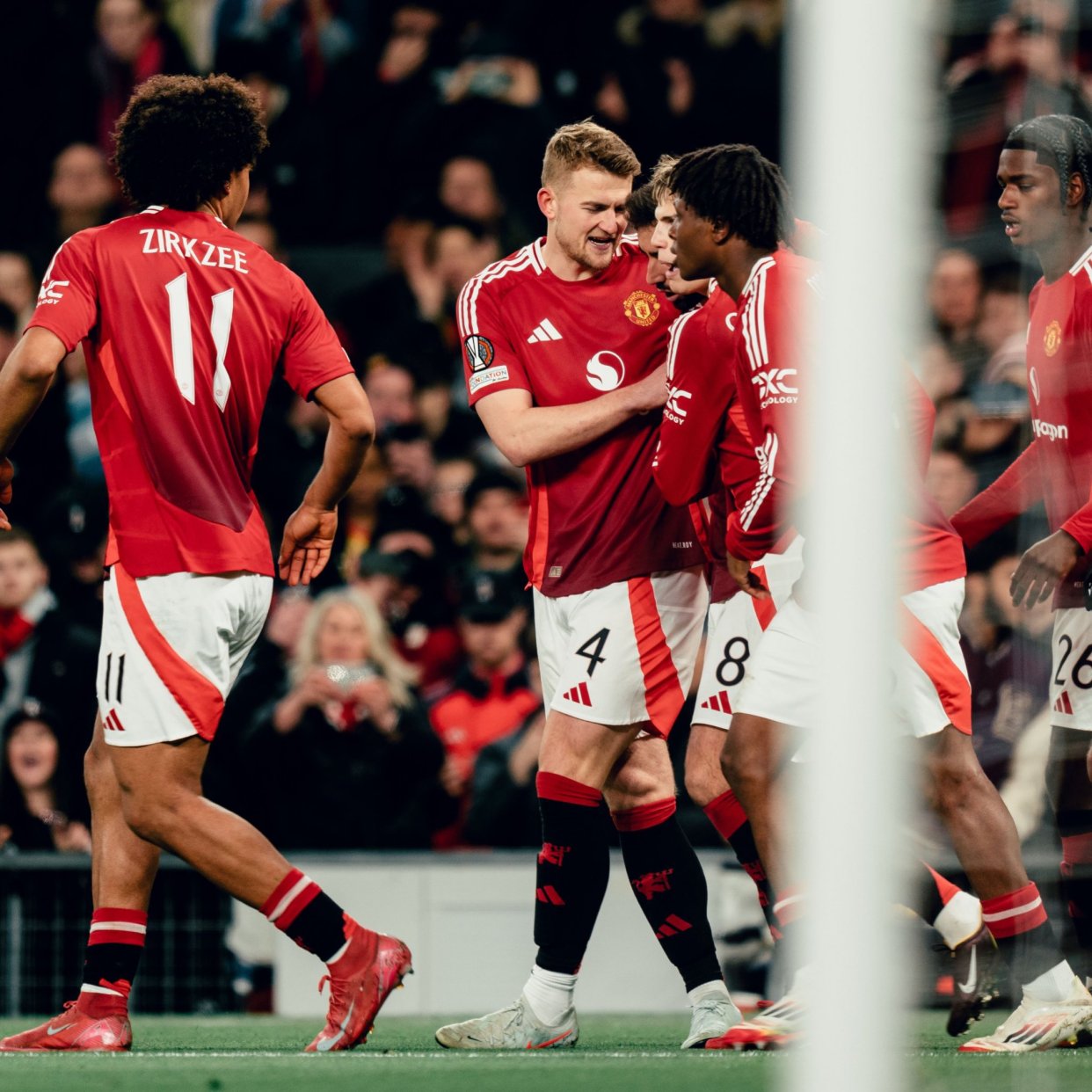 九游正版游戏下载费德勒在曼联比赛中赛况扑朔迷离，突破纪录引发热议！的简单介绍